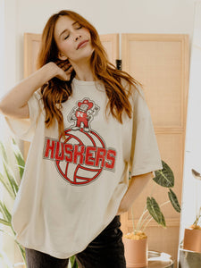 Huskers Volleyball Off White Thrifted Tee