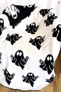 Peaceful Ghost Throw