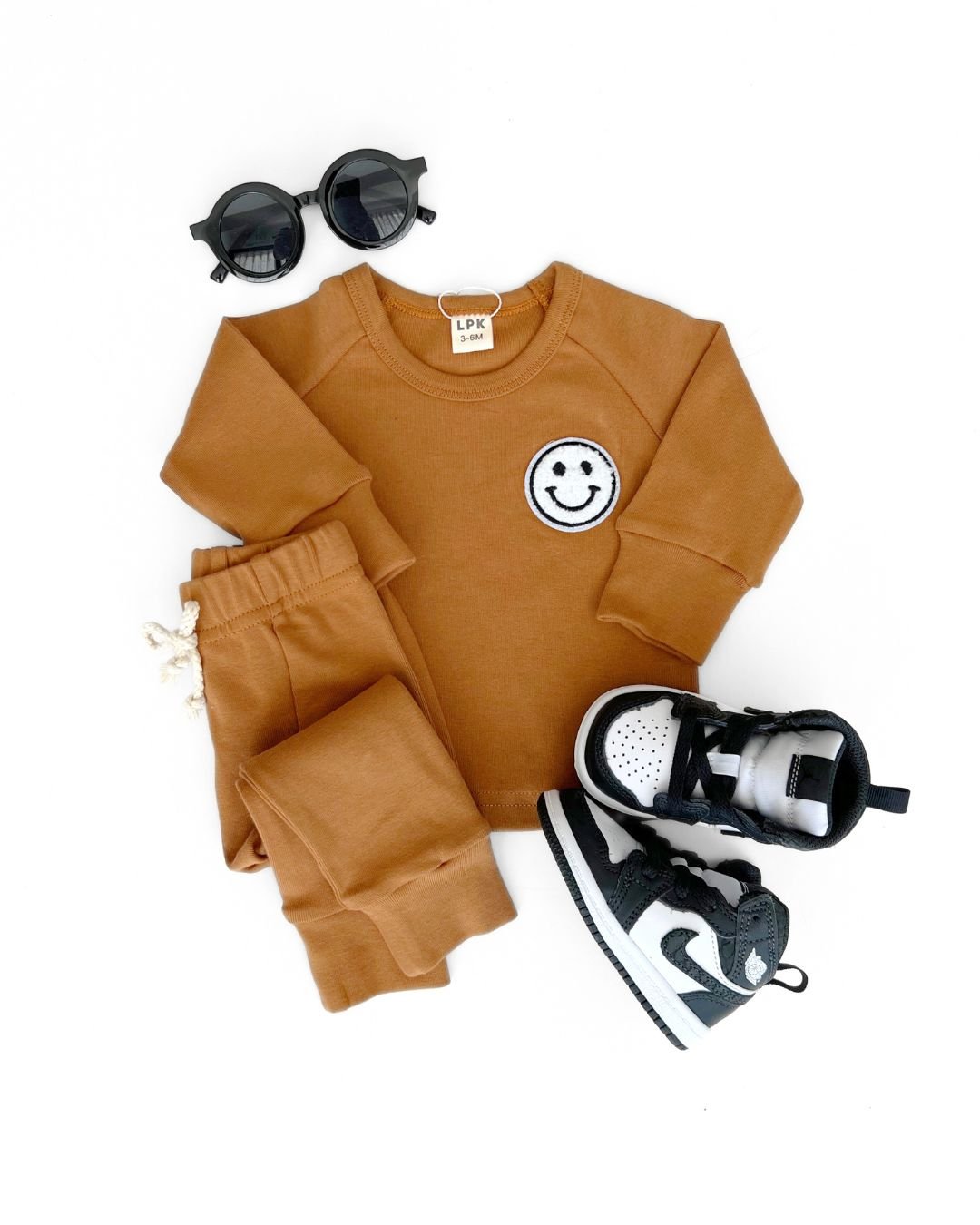 Lounge Set | Smiley Brown